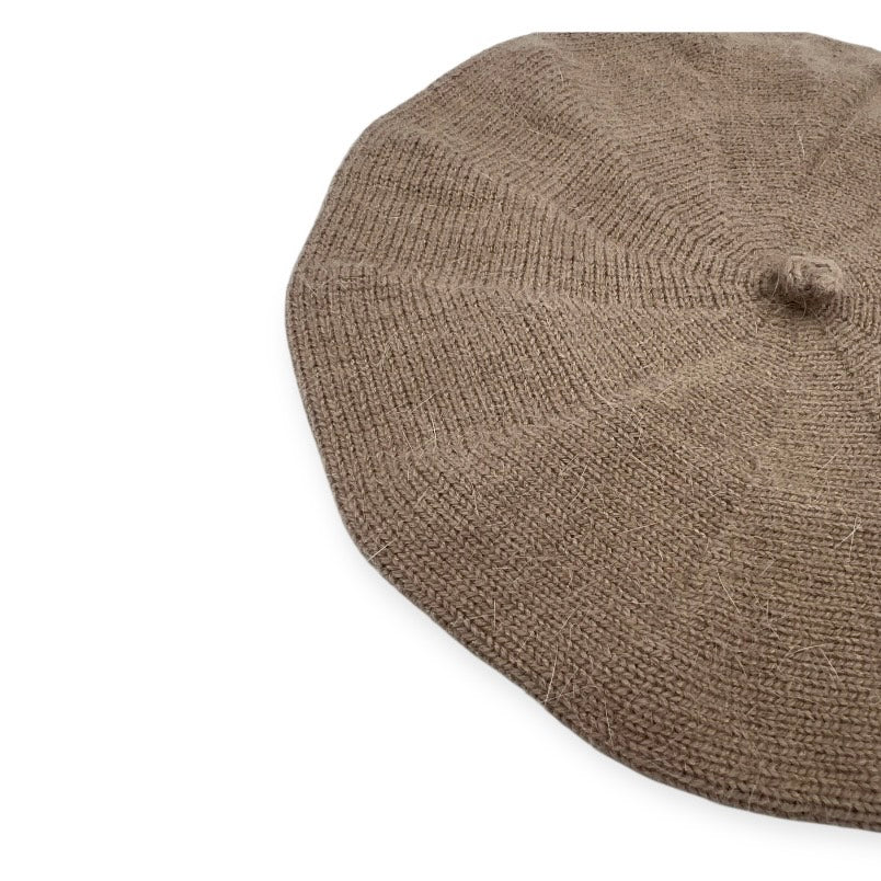 Beret klasyczny - beż - Ręcznie Robiony