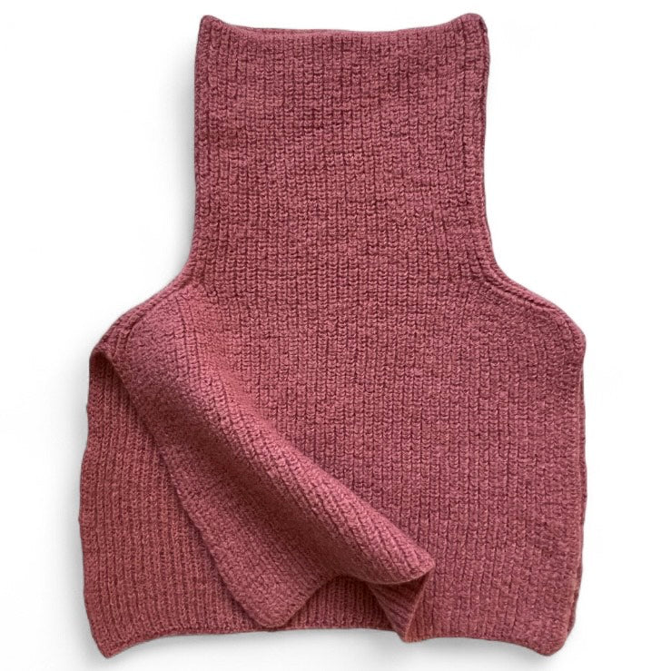 "PERŁA" snood from 100% merino wool - dry rose