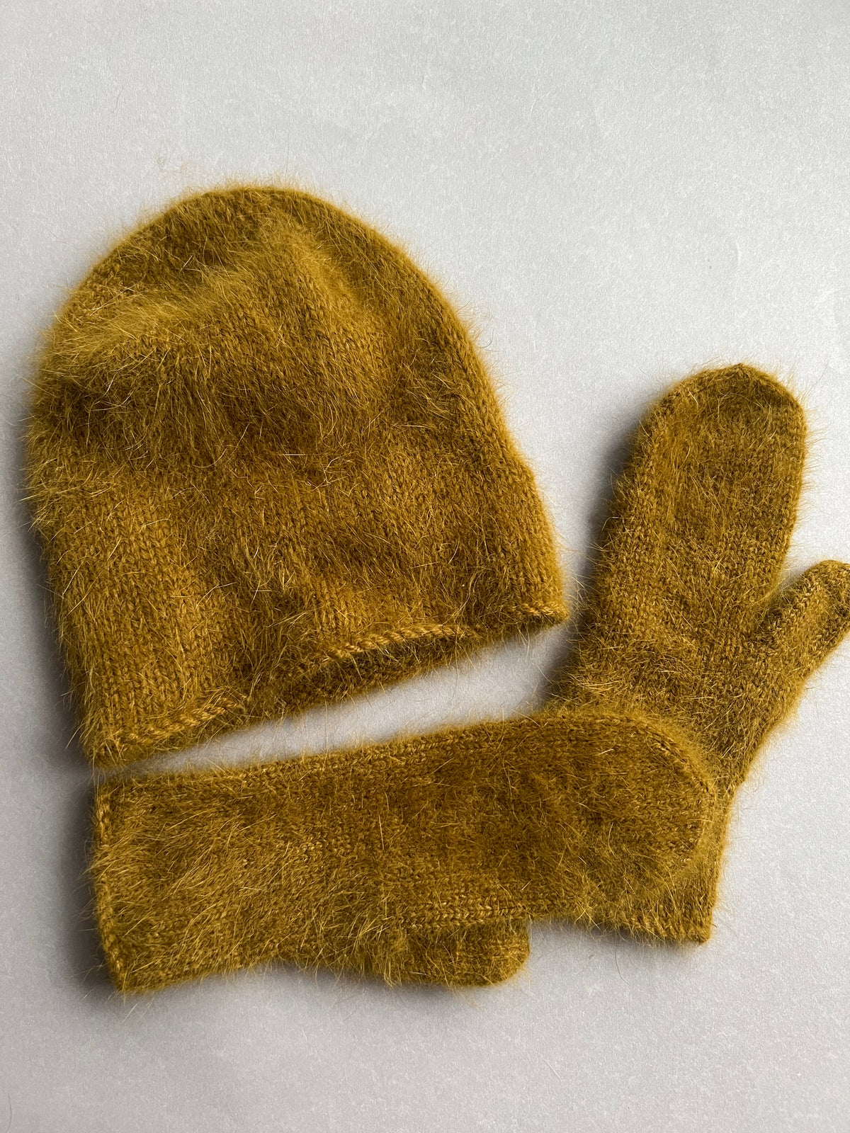 Zestaw: czapka Beanie + rękawiczki - oliwkowy